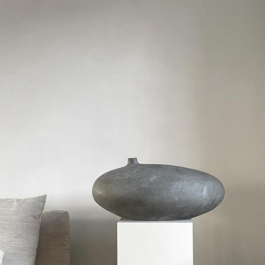 Submarine Vase, Fat - Dark grey