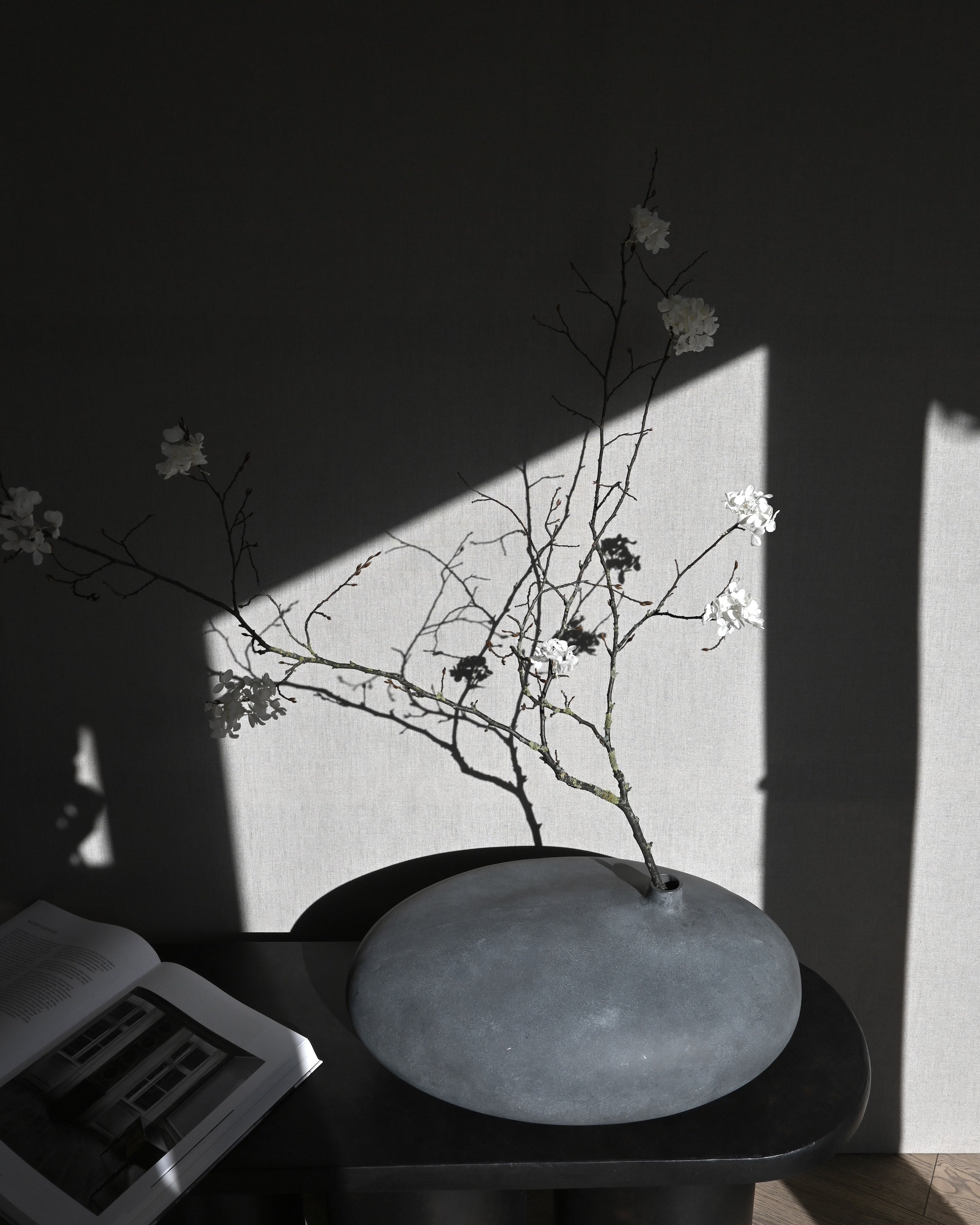 Submarine Vase, Fat - Dark grey