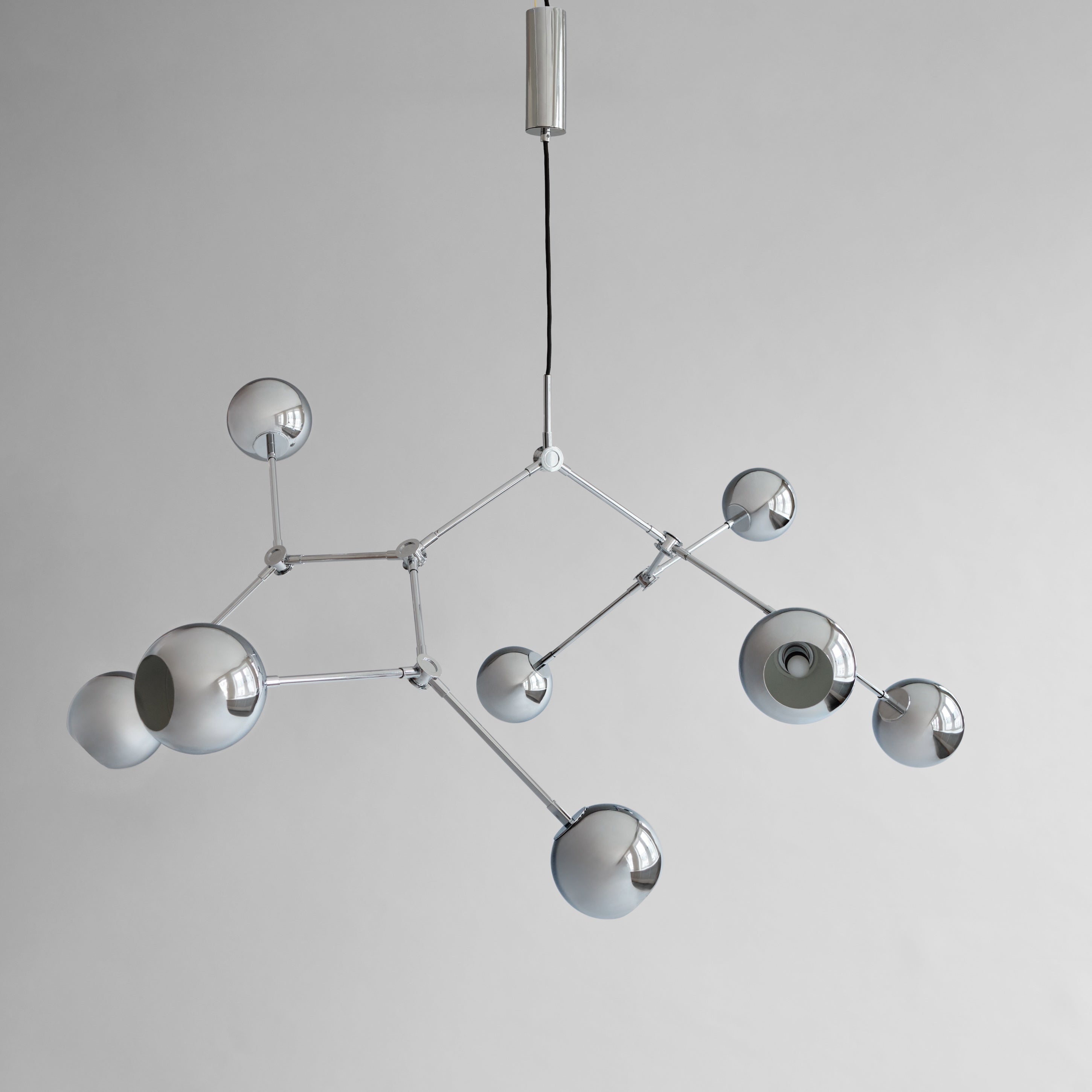 Drop Chandelier Globe - Chrome (5m)
