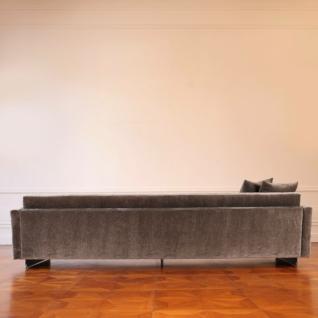 AM-05-GREY