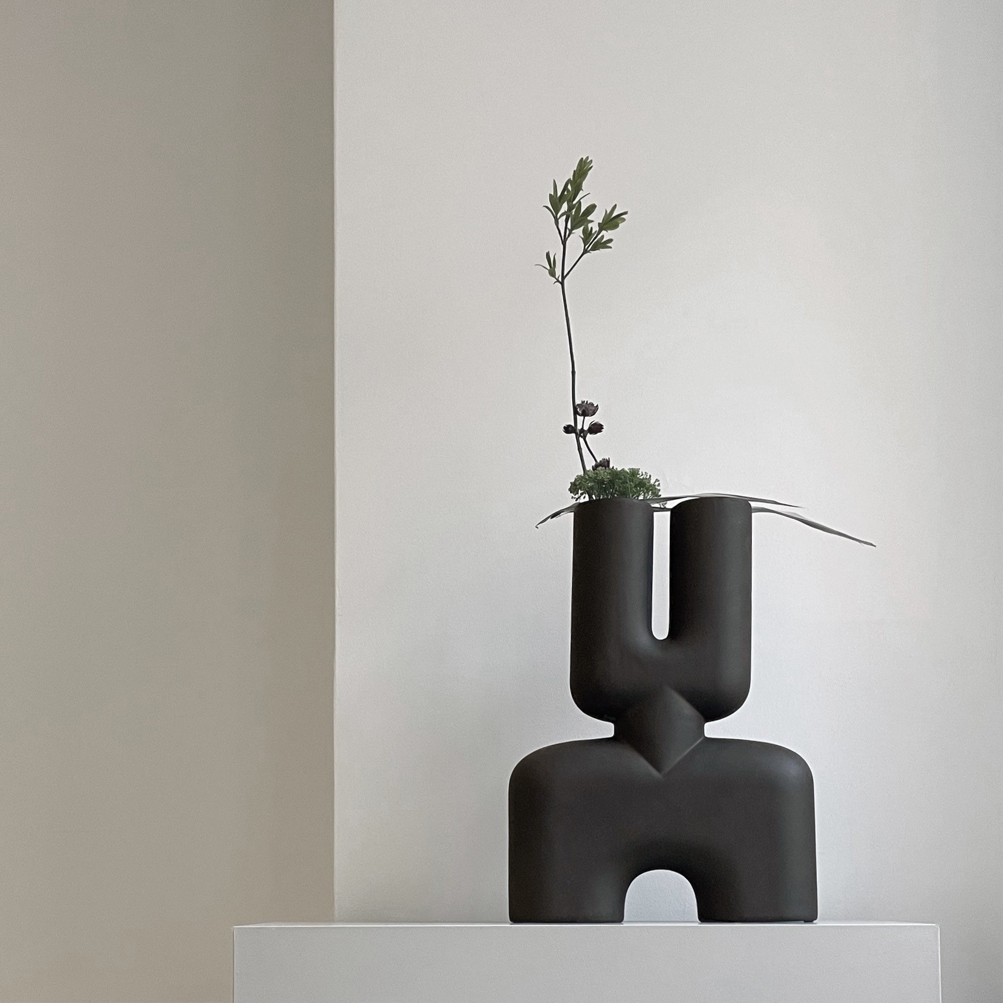 Cobra Vase Double, Medio - Black
