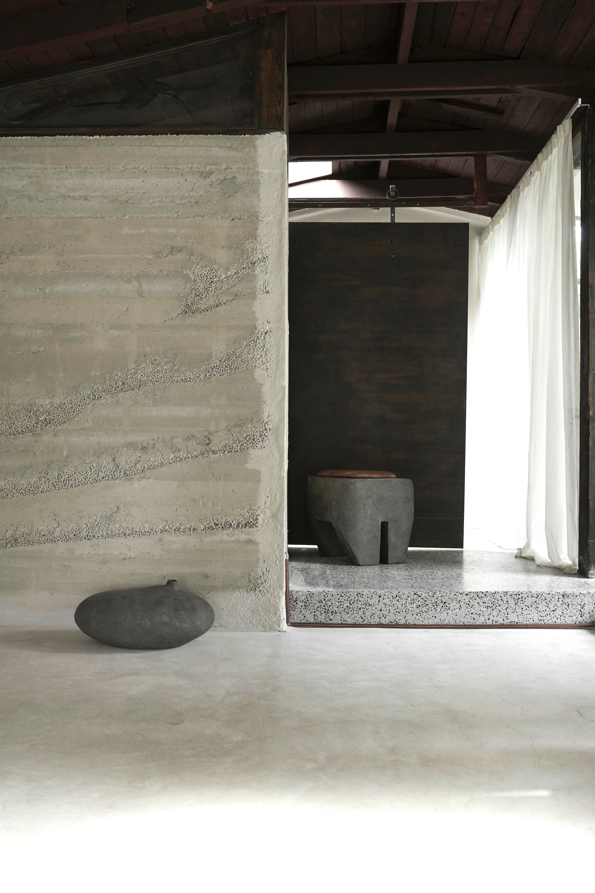 Submarine Vase, Fat - Dark grey